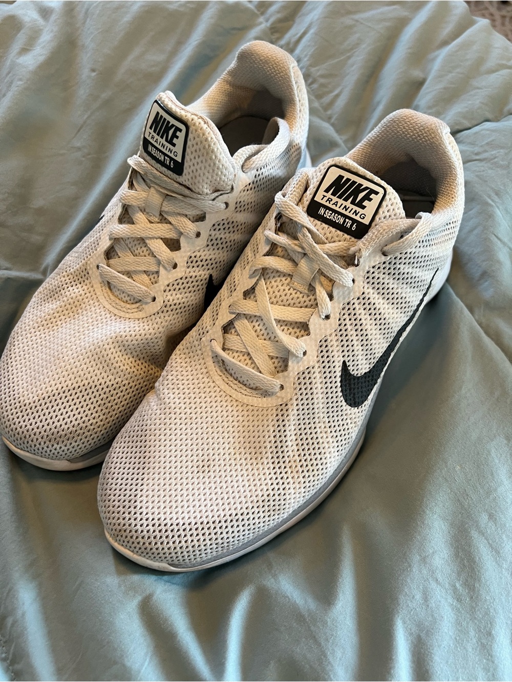 Nike | Women's In Season Trainer | White and Grey Training Shoes